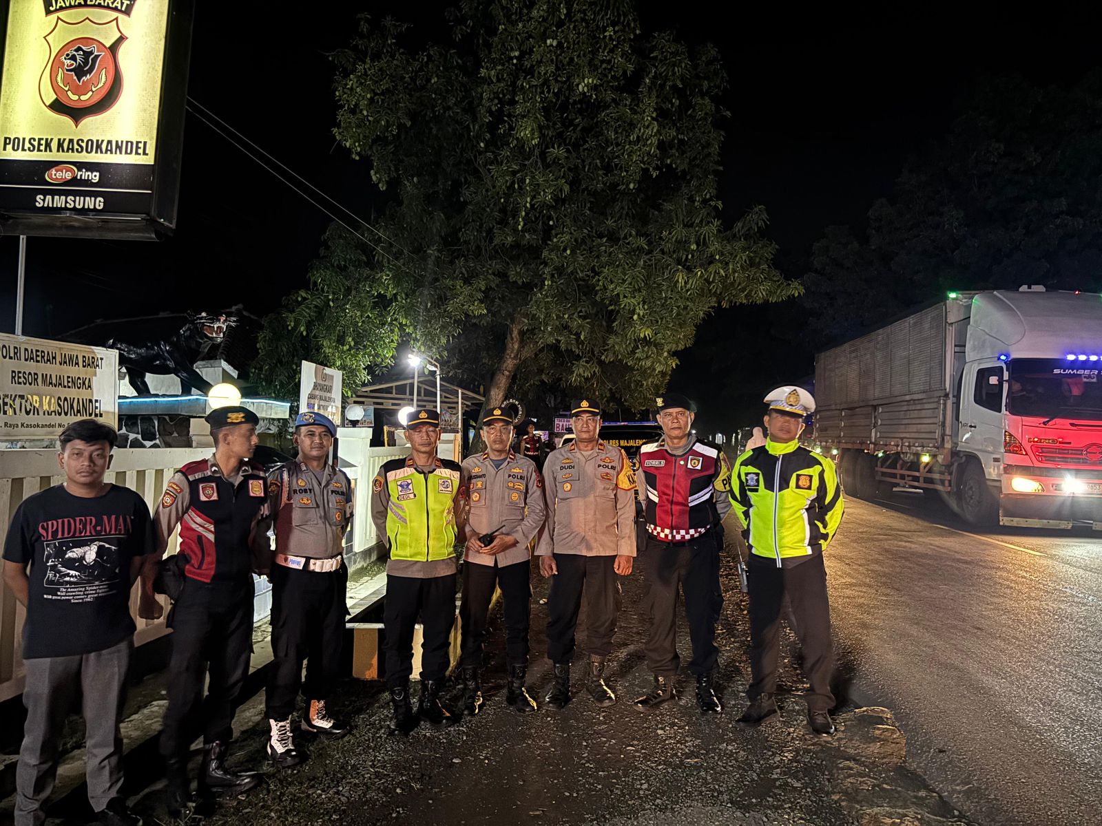 WhatsApp Image 2025-11-01 at 10.50.36